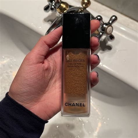 chanel eau de teint review